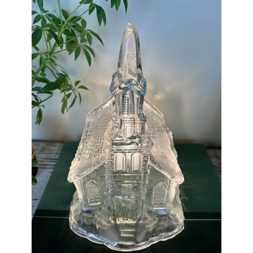 Rare Vintage 1992 Christmas Glass Light Up Tall Church Holiday / Country Home 11